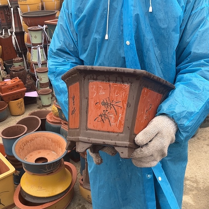 紫砂紫砂花盆和小