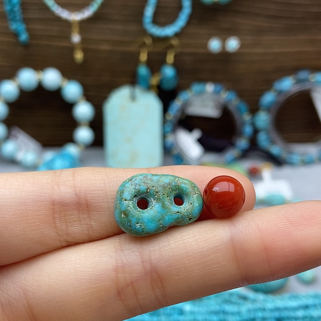 南红玛瑙未镶嵌福利玉化俏色猪鼻扣