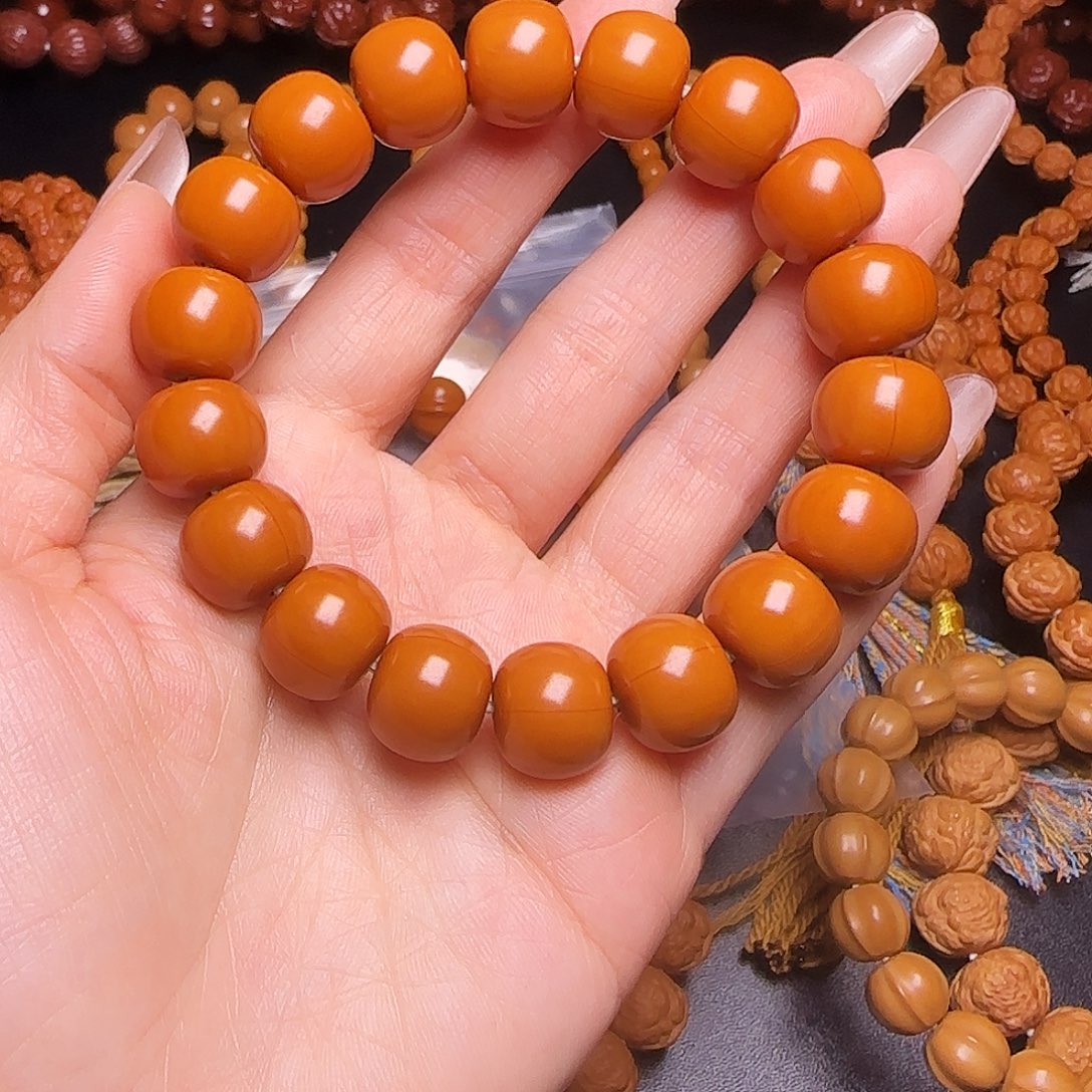 昱***天猴头核桃吊坠15光珠