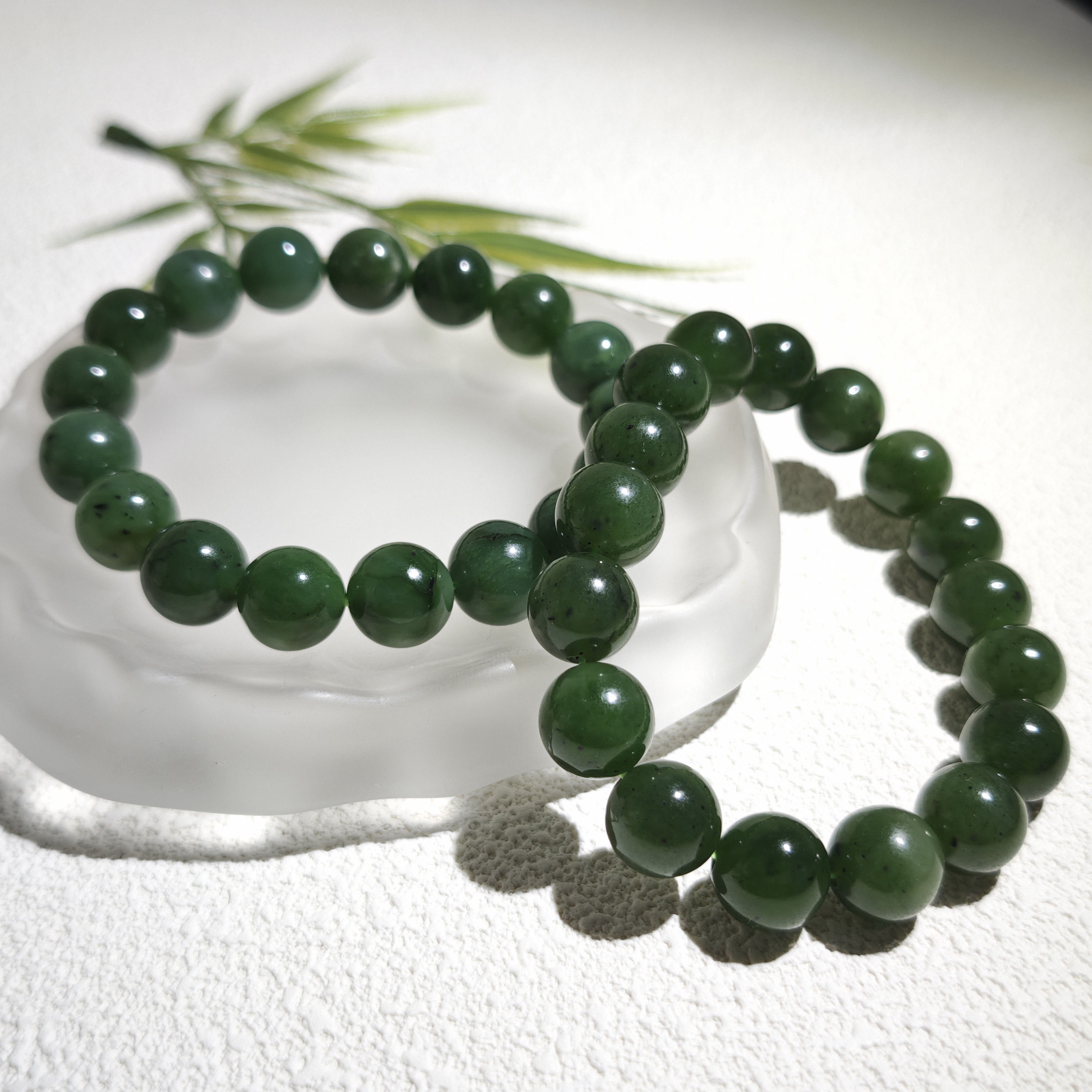 天然和田玉 碧玉油润百搭红皮单圈手串多样性发货拍一发一 H508