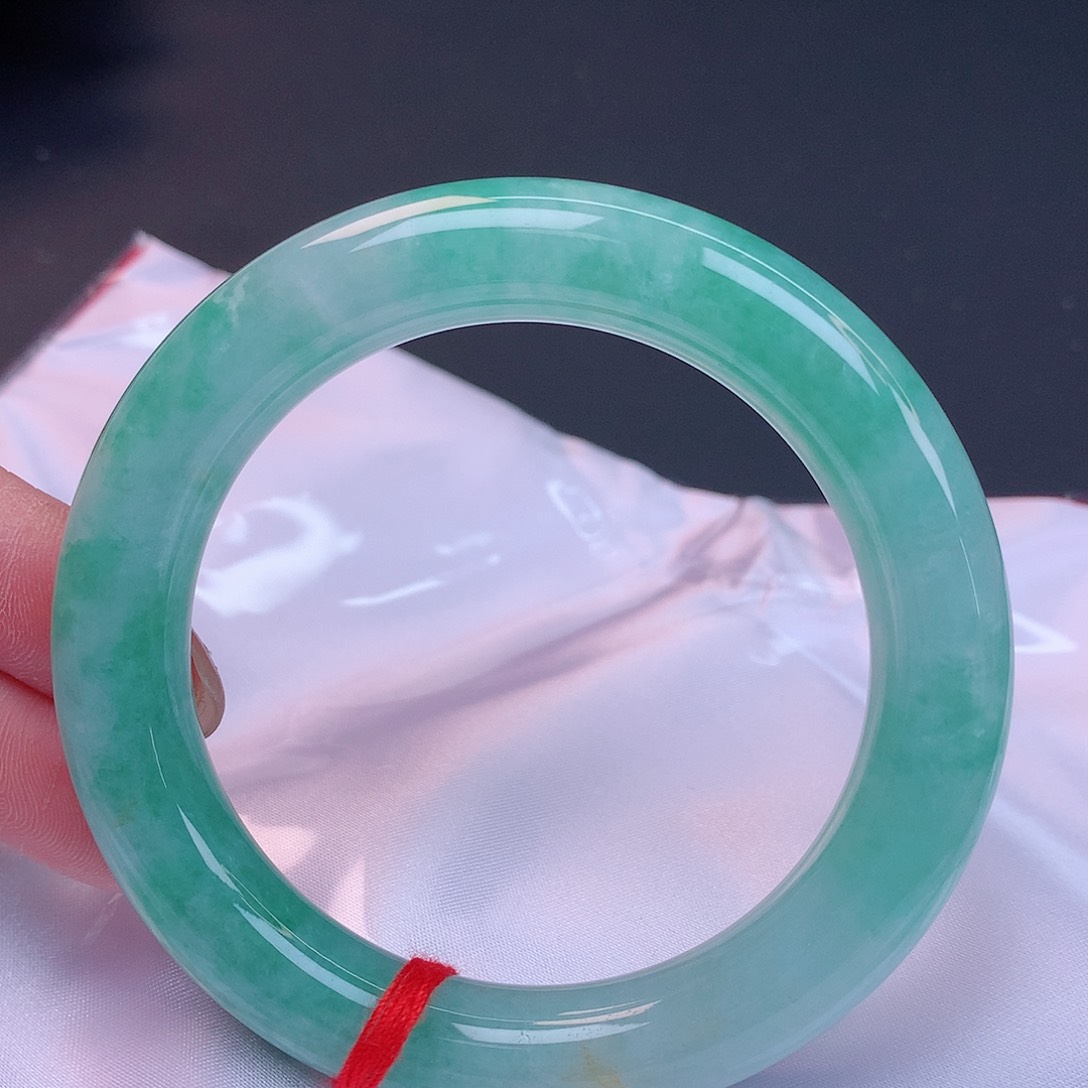 【闪购商品】未镶嵌手镯翡翠56