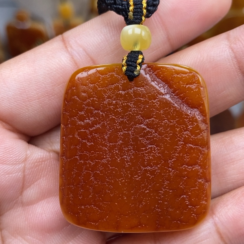 【闪购商品】未镶嵌颈饰琥珀