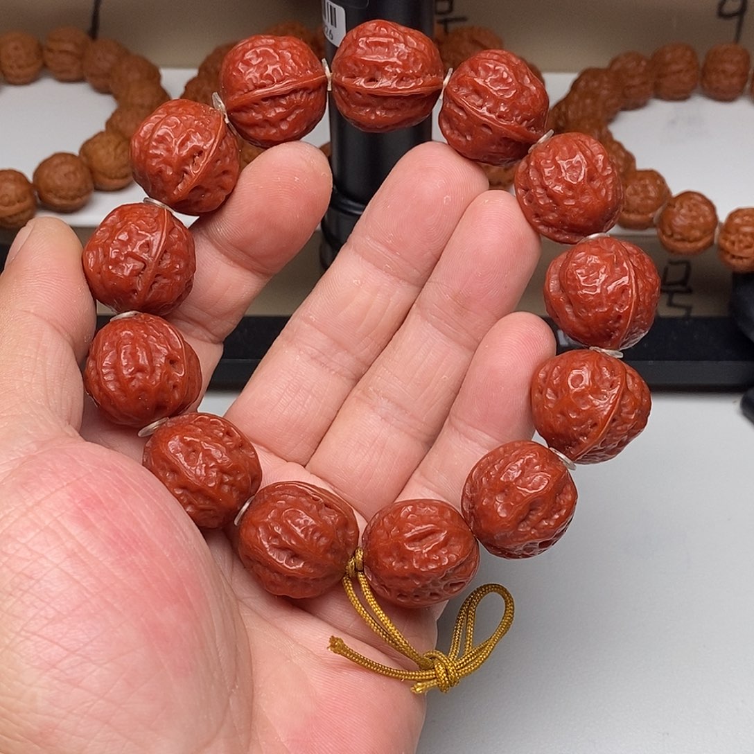 木质文玩核桃2.1红皮元宝