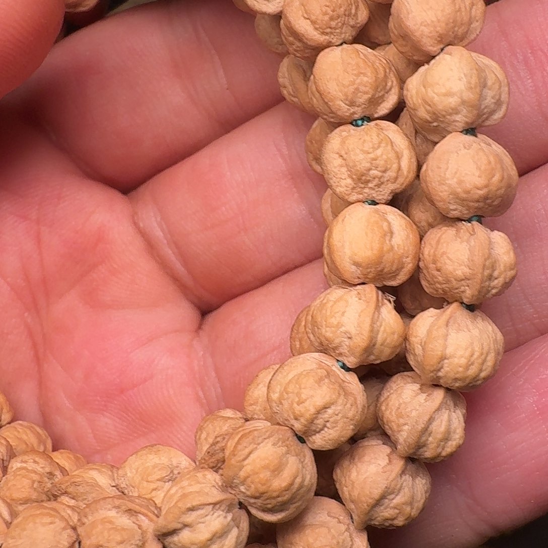 柏香籽/百香籽吊坠烟*