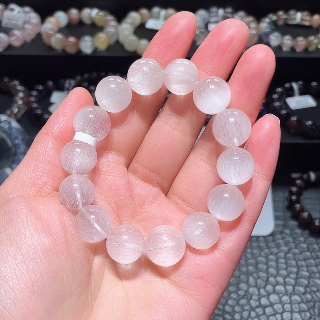 透体拉丝白兔毛手链，晶体通透