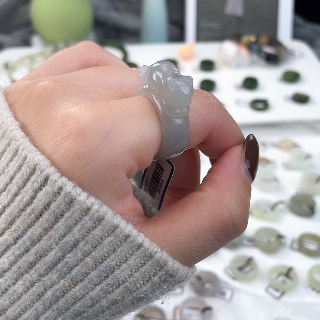 和田玉未镶嵌戒指U32趴趴猫17.9