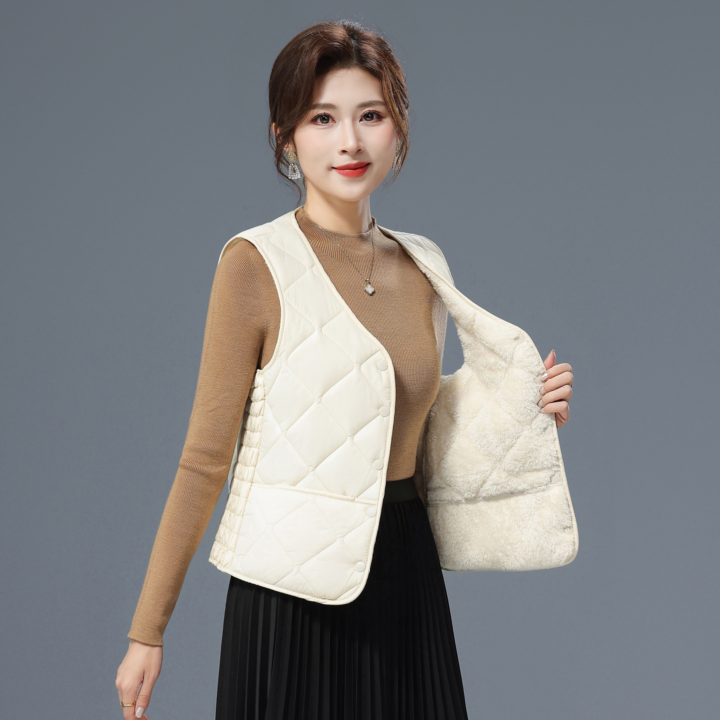 2025款春秋新款女士棉马甲内搭外穿背心坎肩冬季短款时尚保暖马甲