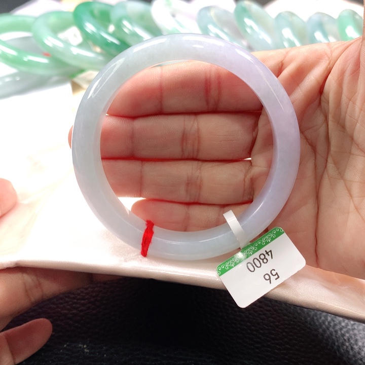 翡翠手镯未镶嵌5656565555