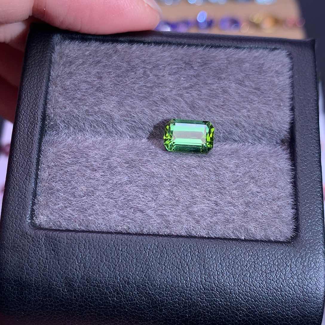 碧玺珠宝奇石未镶嵌2.33ct
