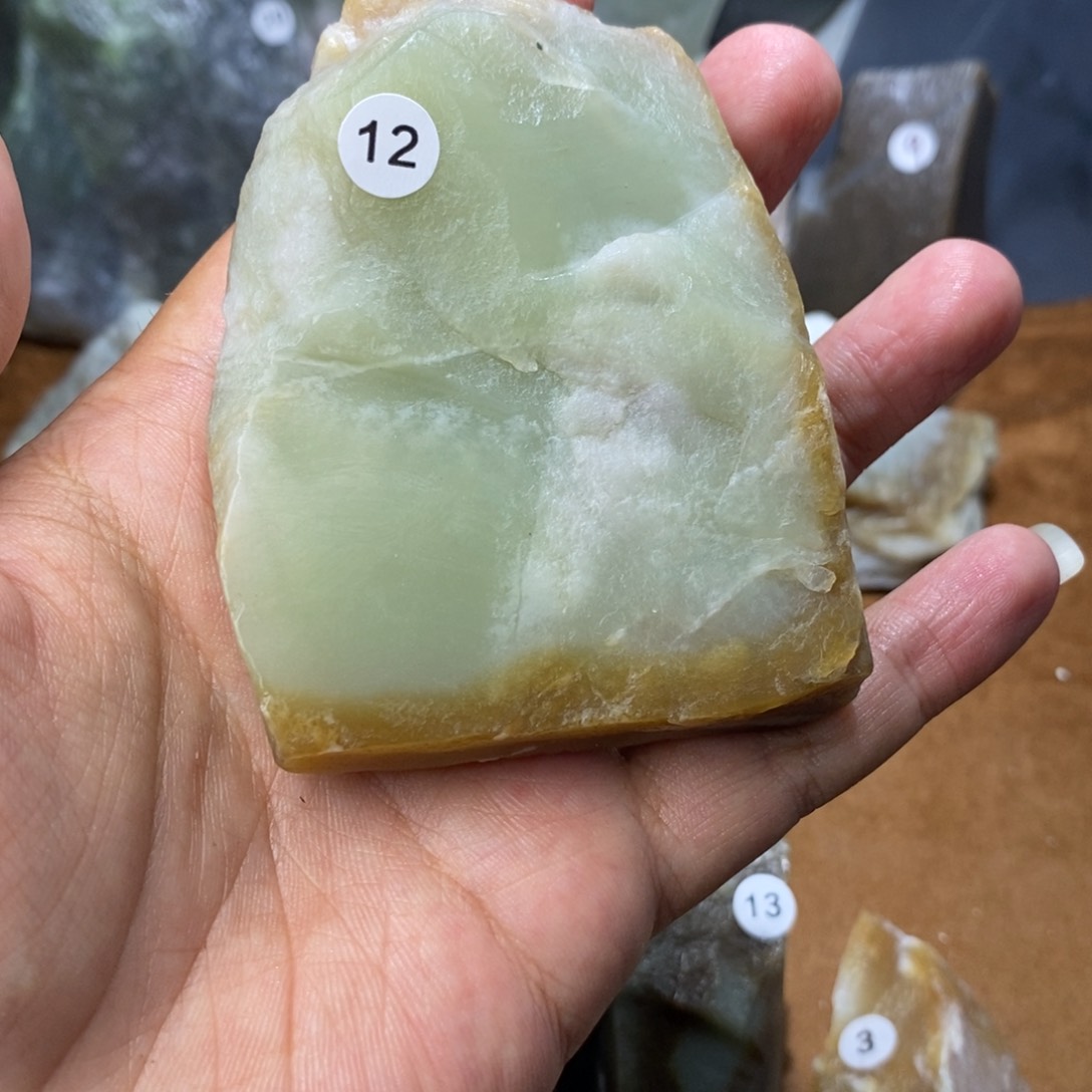 和田玉未镶嵌珠宝半成品S*