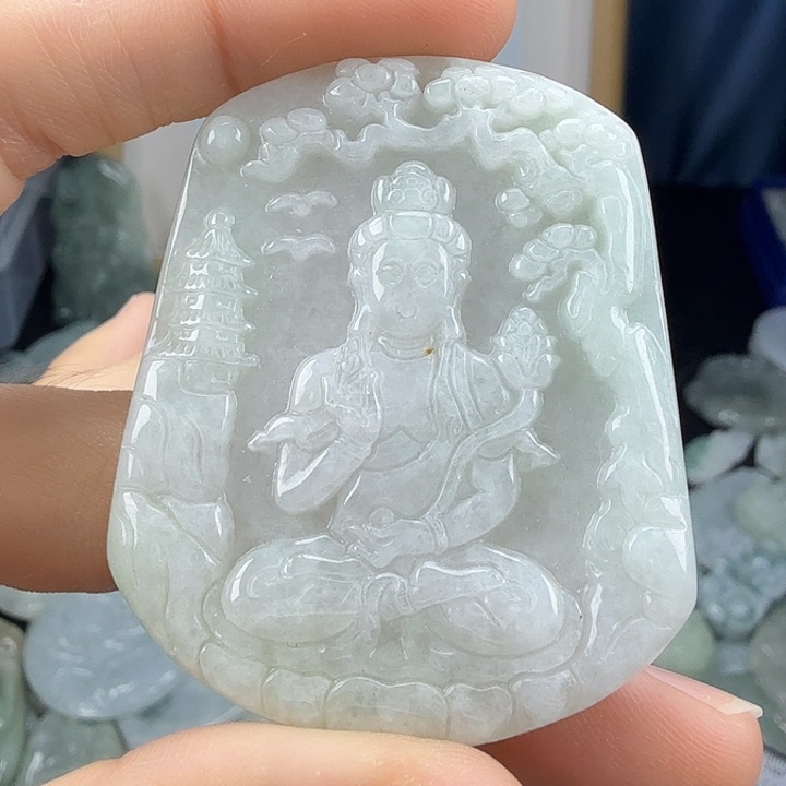 翡翠未镶嵌颈饰翡翠