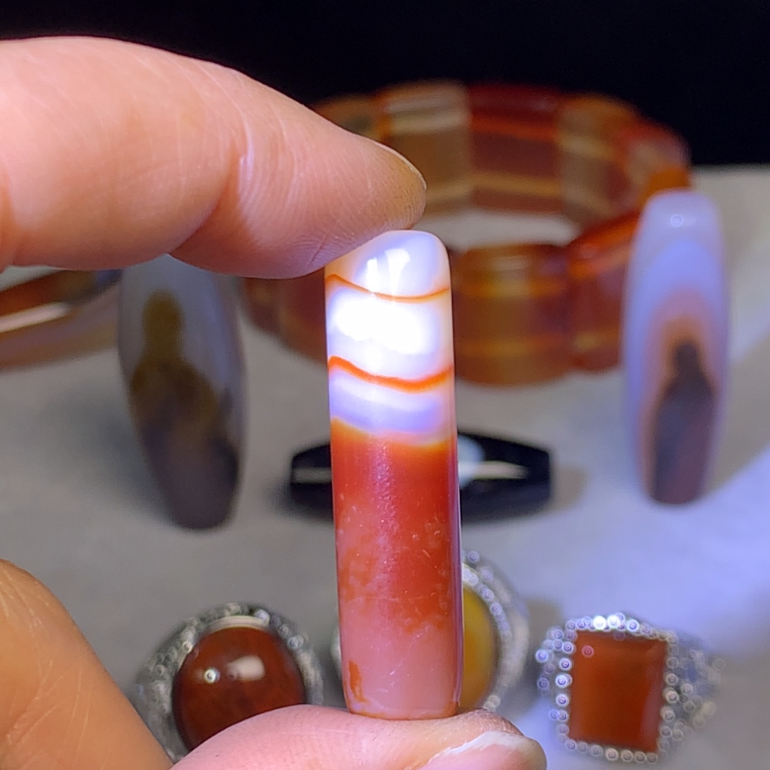 玛瑙/玉髓未镶嵌颈饰