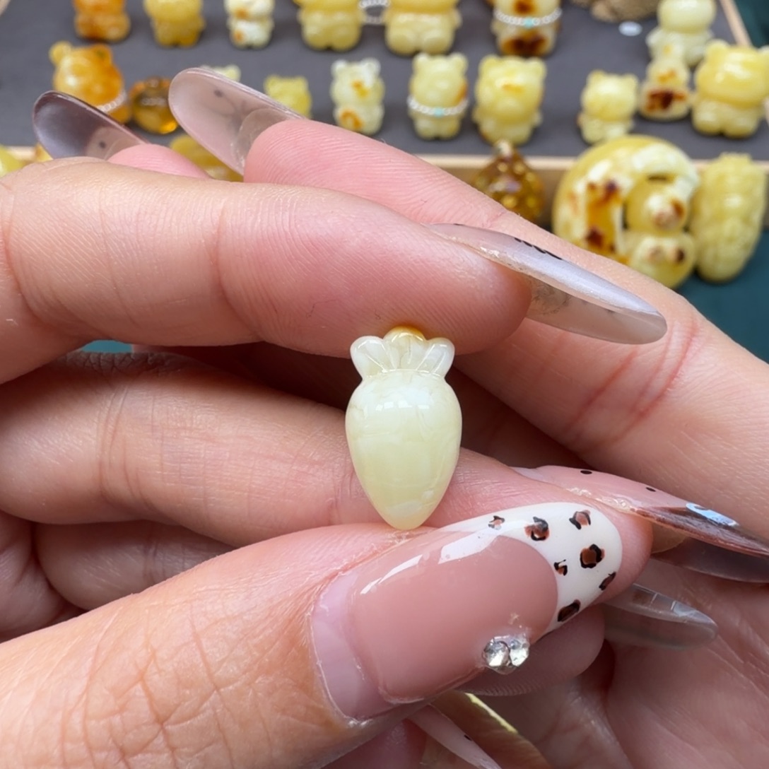 蜜蜡未镶嵌裸石蜜蜡