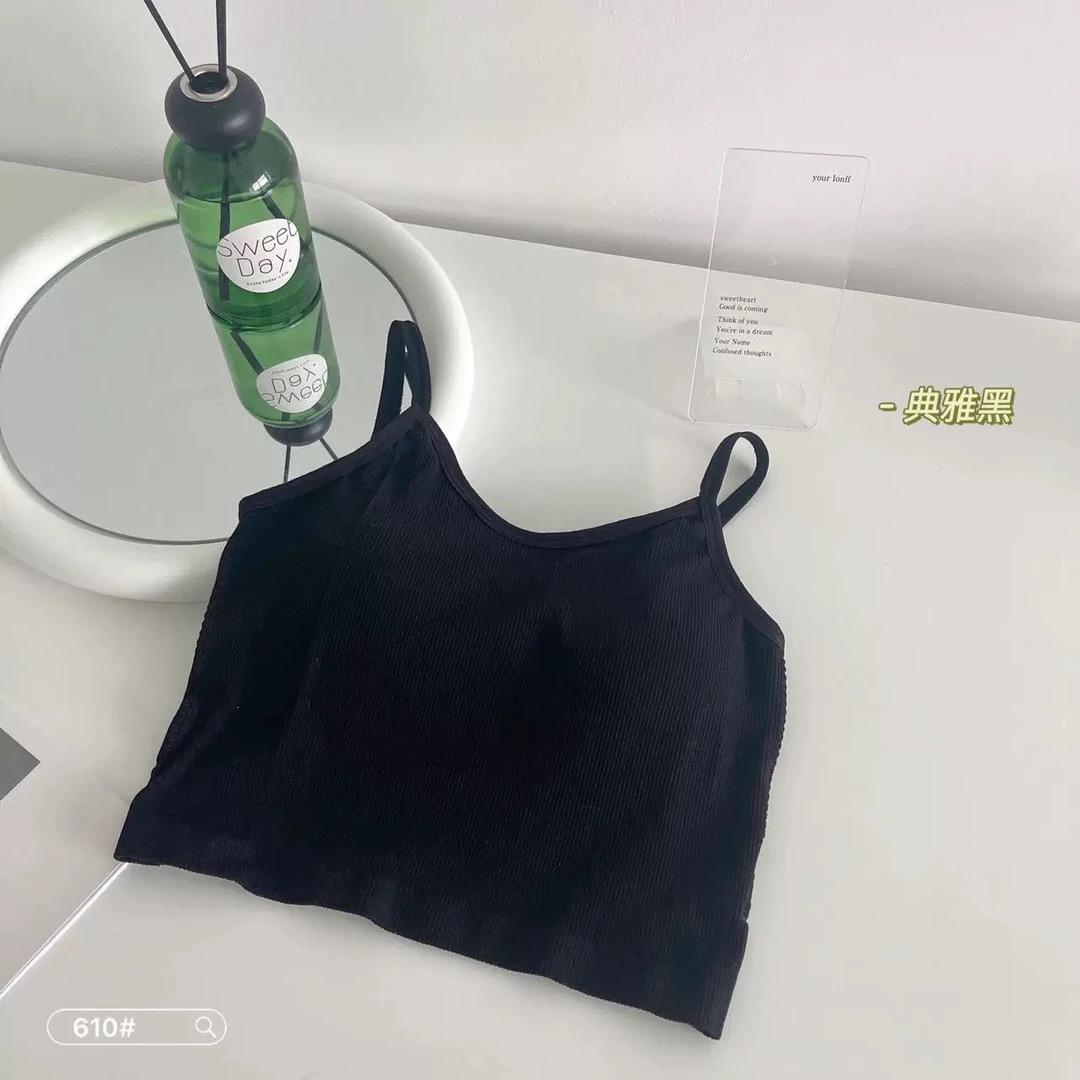 简约百搭背心纯色