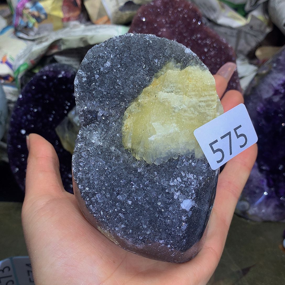 紫晶大型摆件（非配饰）未镶嵌