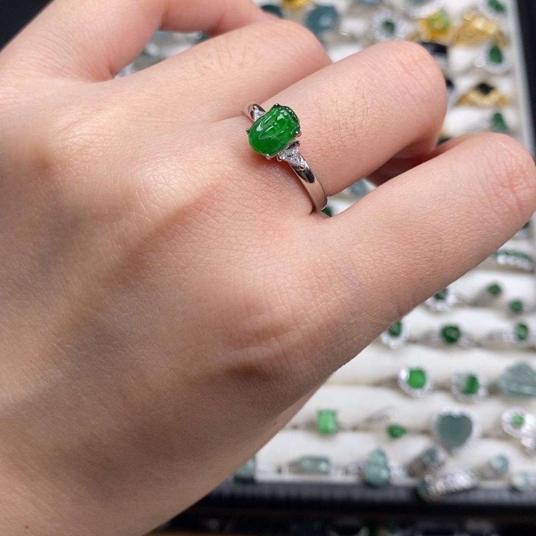 未镶嵌挂件翡翠翡翠