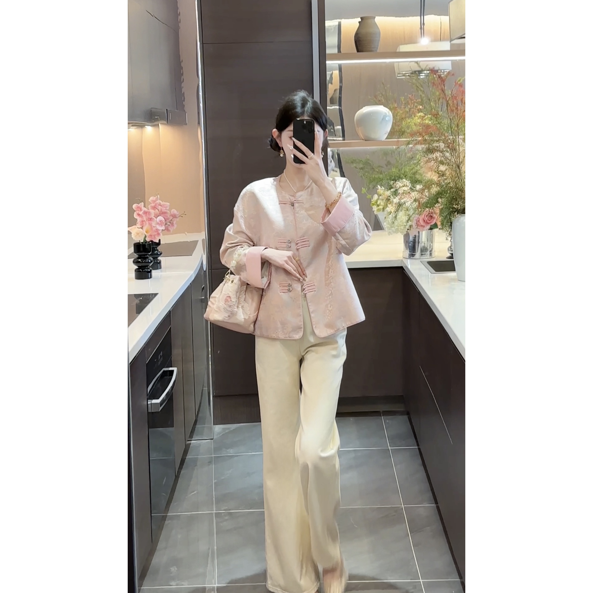 【周粥】【春意】2025春季新款提花刺绣重工盘扣外套C4WT0630A