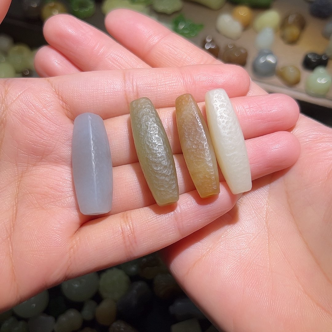 和田玉未镶嵌珠宝半成品180一个多样性发其一