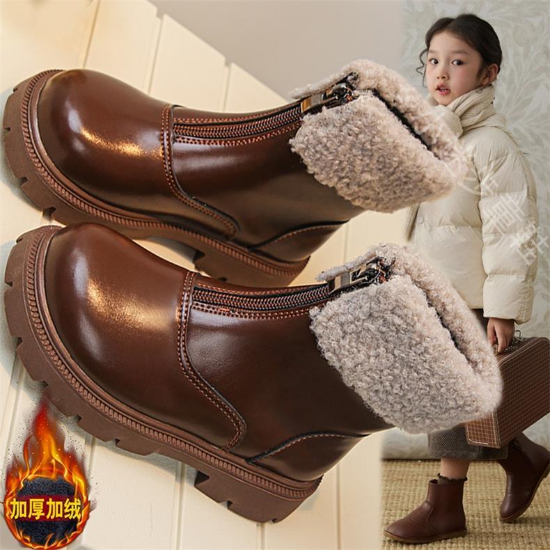 小黄鸭女童加绒短靴2025冬季新款防滑靴子雪地靴棉靴儿童马丁靴