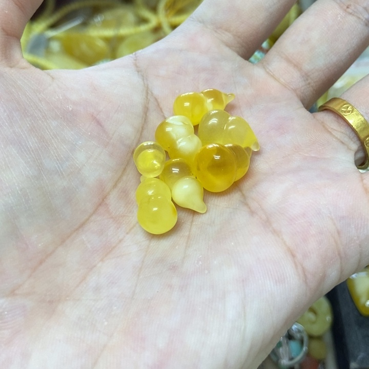 未镶嵌蜜蜡裸石多样性发货其二