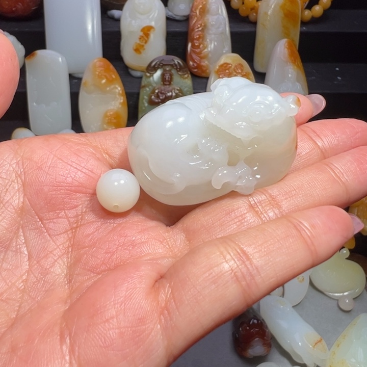 和田玉颈饰未镶嵌B****n