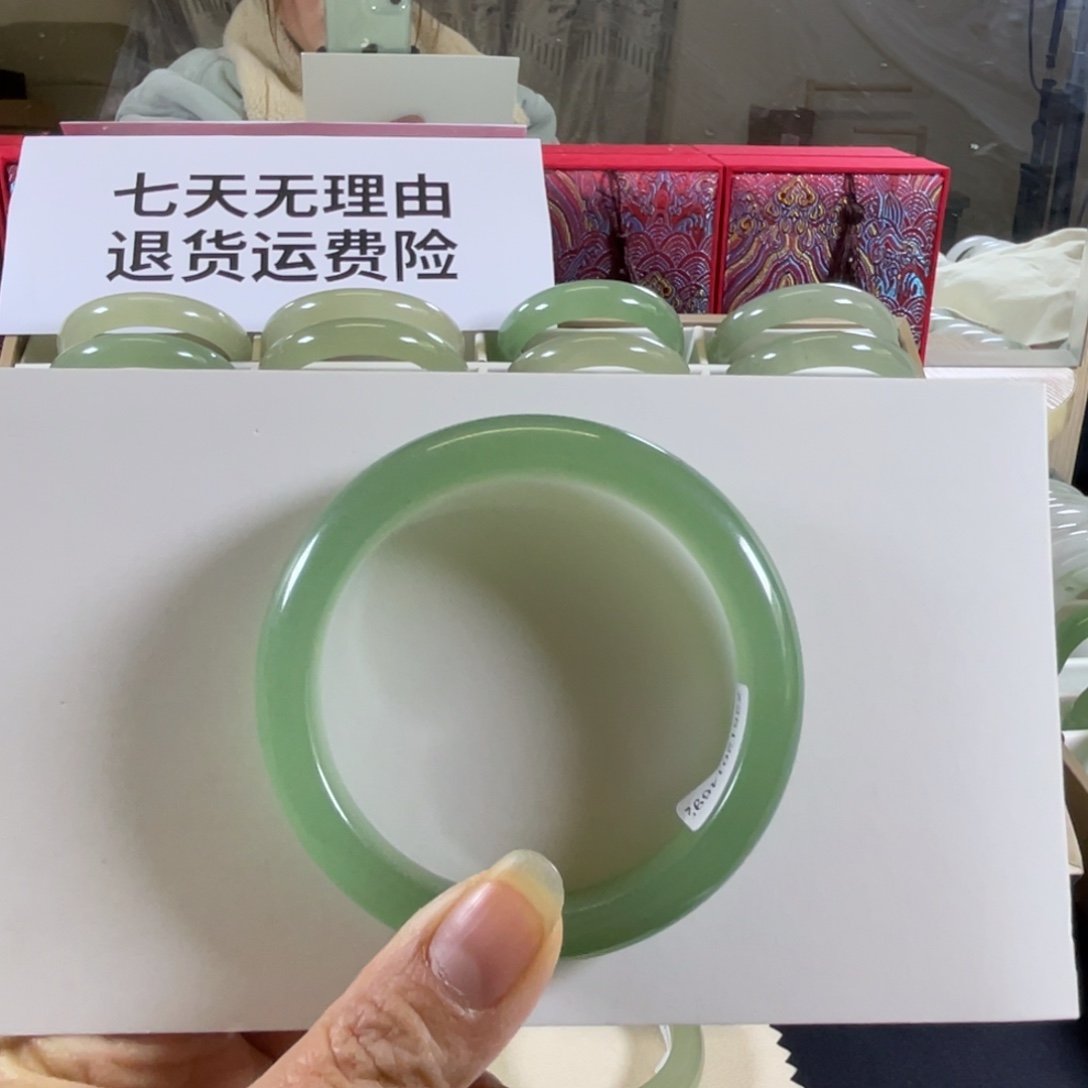 东陵石未镶嵌手镯54圈