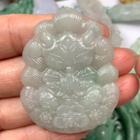 定制翡翠未镶嵌翡翠