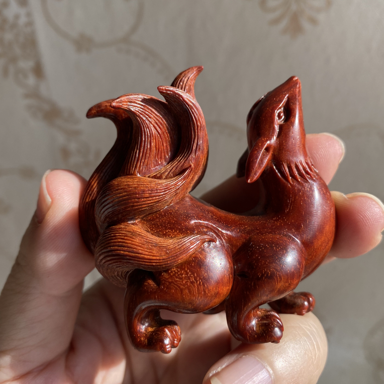 印度小叶紫檀精雕九尾狐手把玩物件文玩定制款下单请咨询