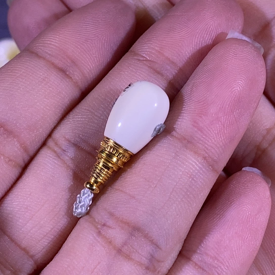 琥珀未镶嵌珠宝奇石有花粉