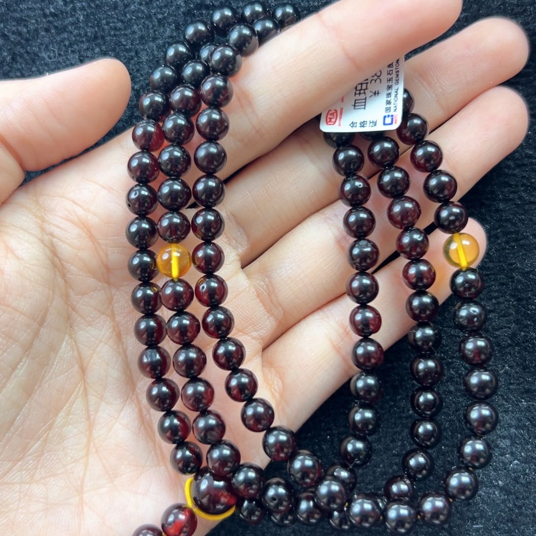 琥珀珠宝奇石未镶嵌