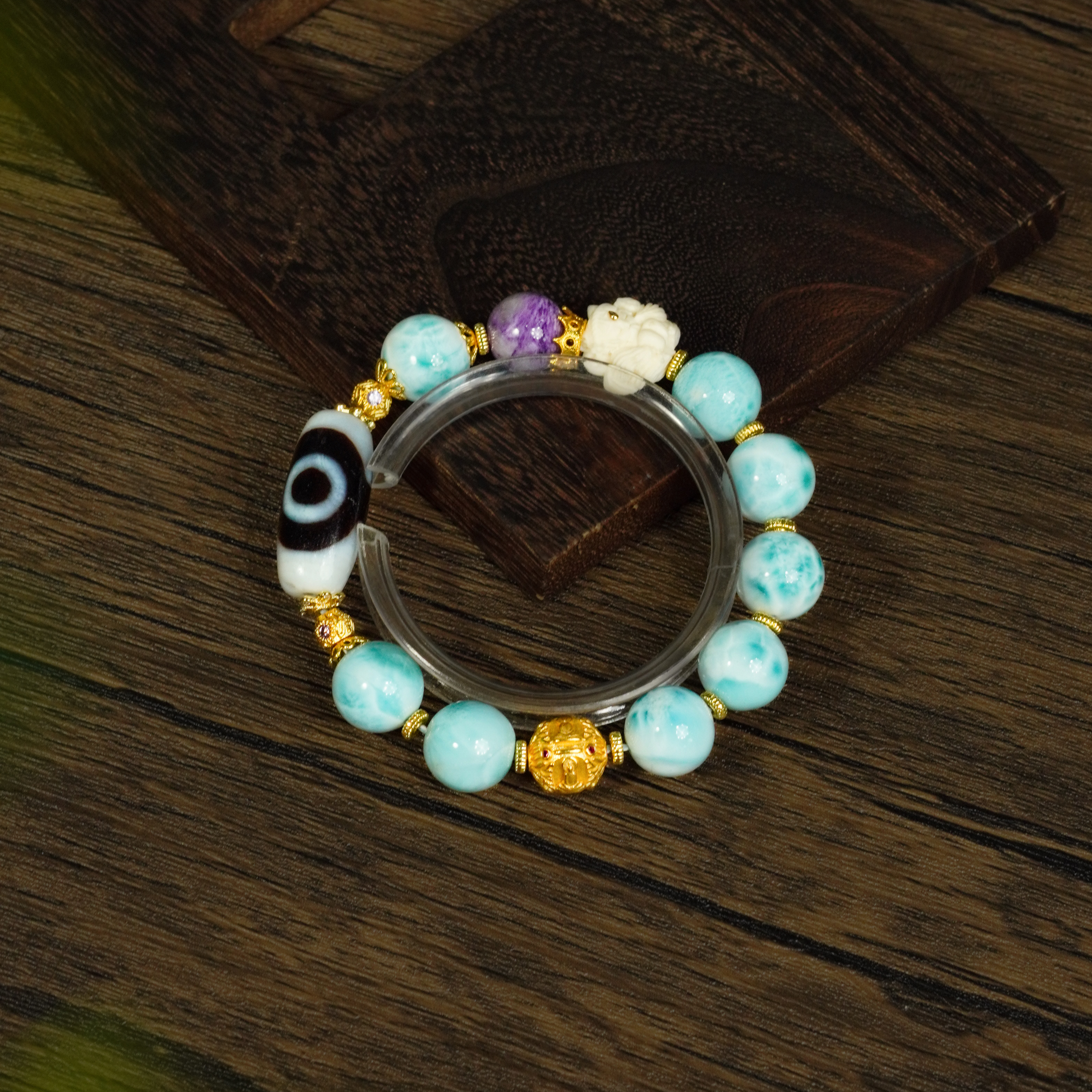 藏宝阁 ▎熊猫三海纹手串702693