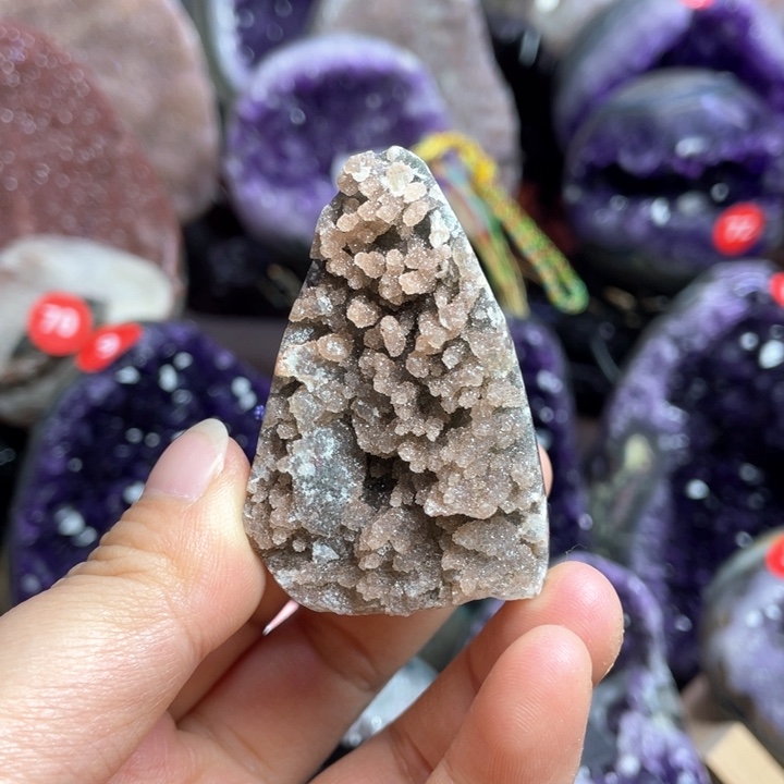 水晶摆件未镶嵌捡漏