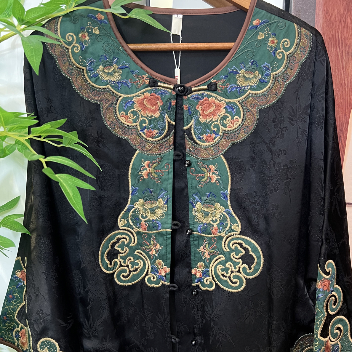 新中式民族风重工刺绣直下摆春季短外套纯色常规免烫宽袖重磅