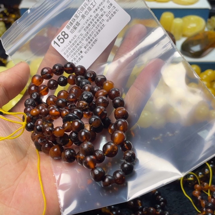 琥珀珠宝奇石未镶嵌