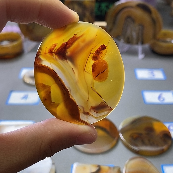 玛瑙/玉髓未镶嵌珠宝半成品110