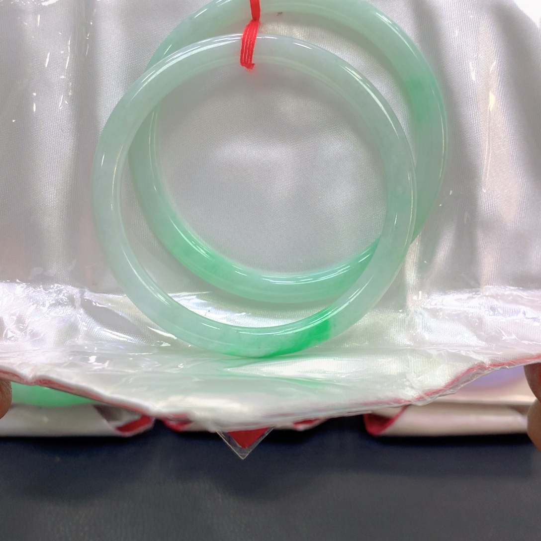 良***景翡翠未镶嵌手镯翡翠