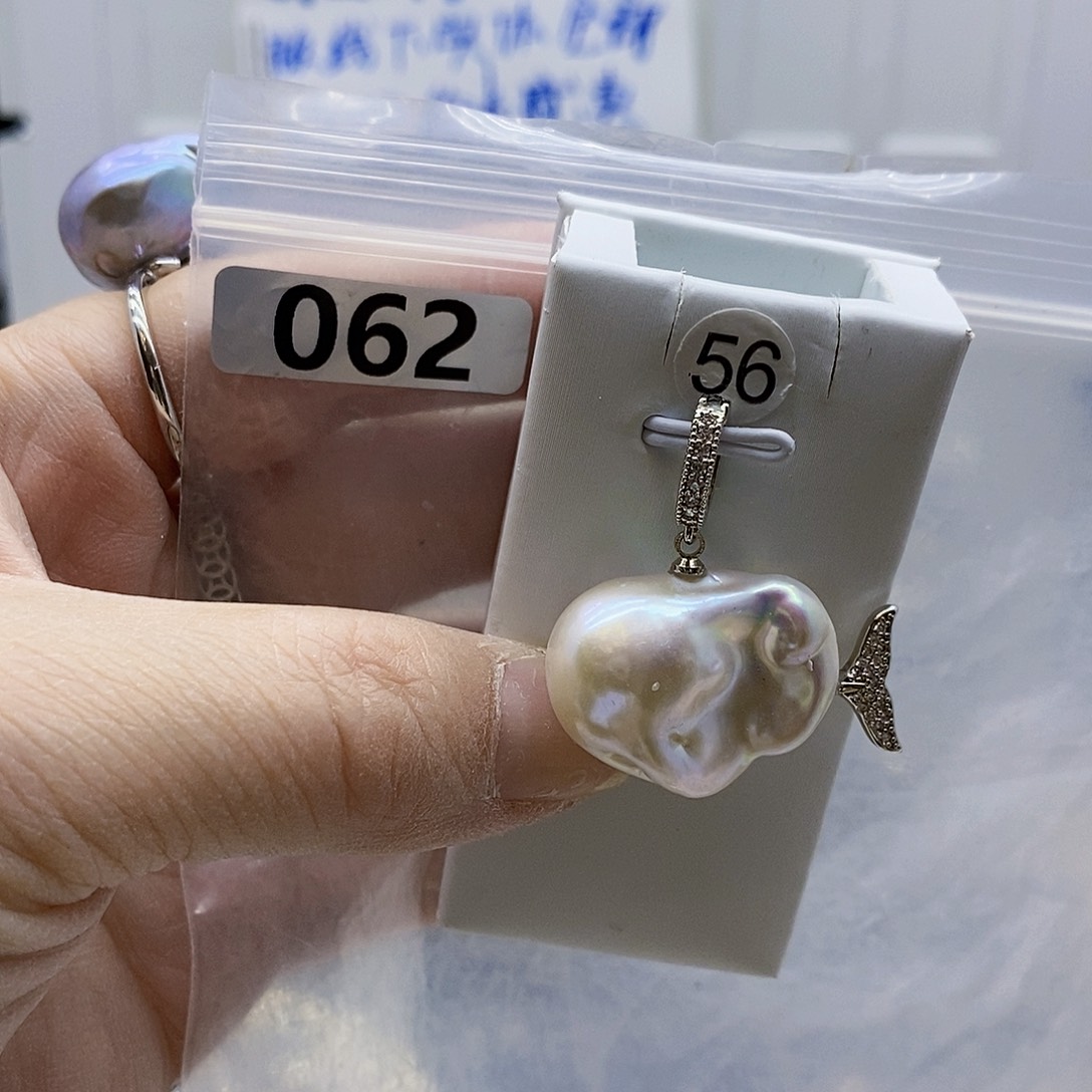 颈饰合金淡水珍珠