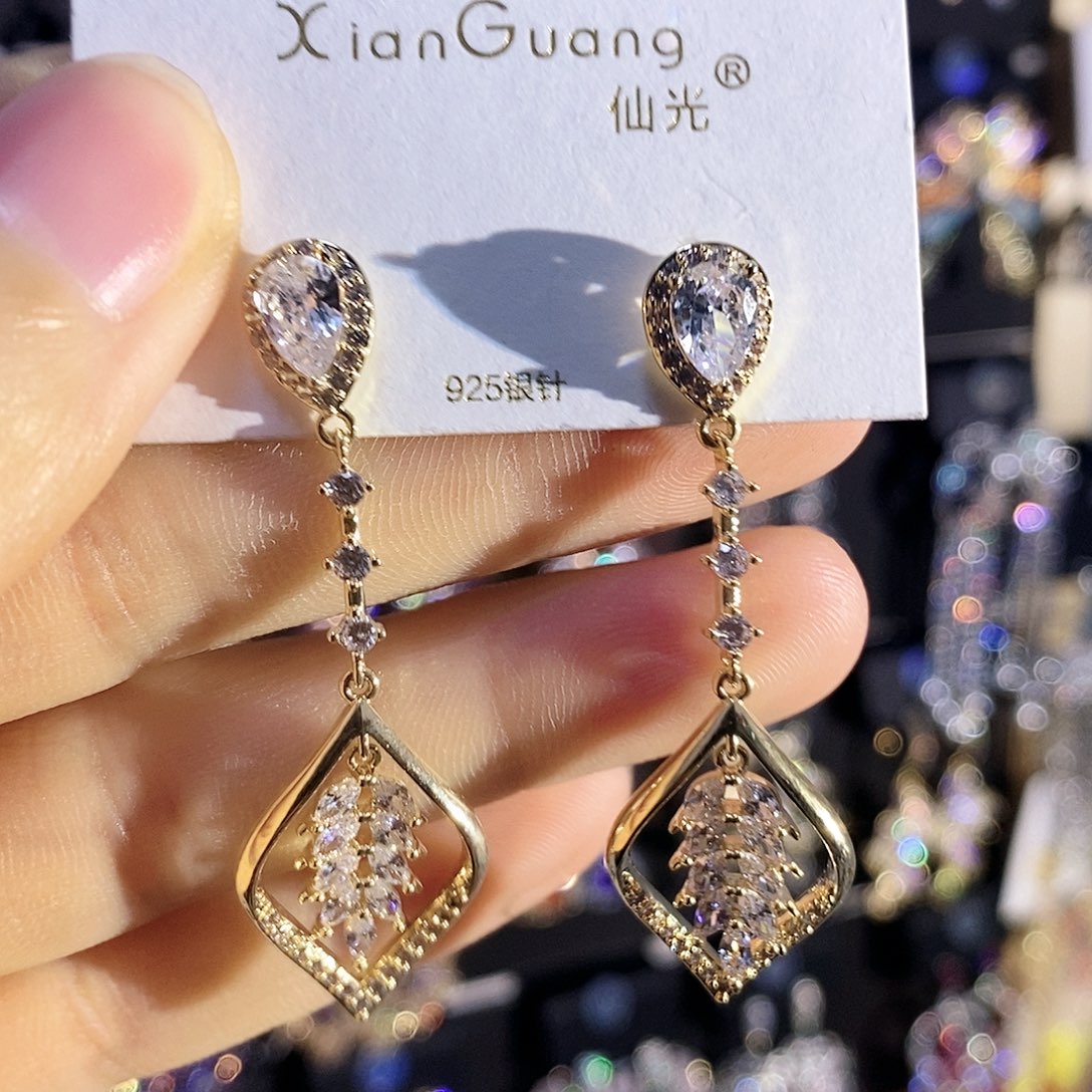 锆石纯铜合金锆石