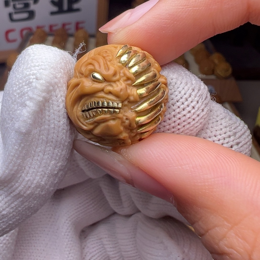 把件猴头核桃镶嵌款吞噬嗔怒佛爷全品有正常封口线