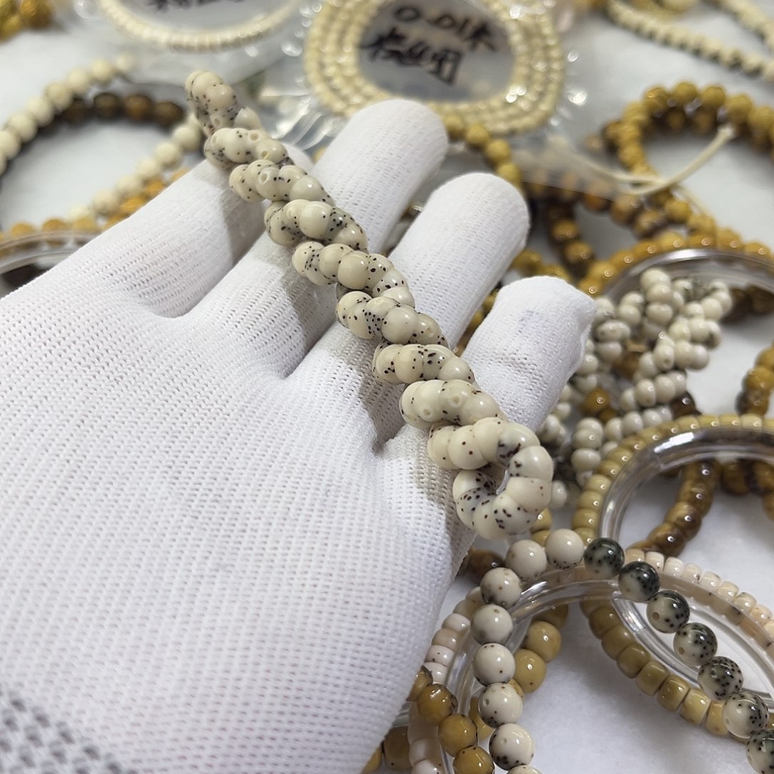 吊坠星月菩提大肠