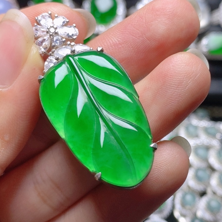 翡翠银S925镶嵌挂件叶子