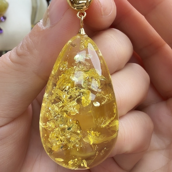 琥珀未镶嵌珠宝奇石