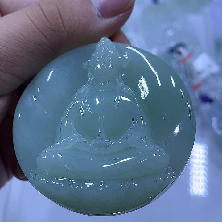 翡翠未镶嵌颈饰天然翡翠A货吊坠