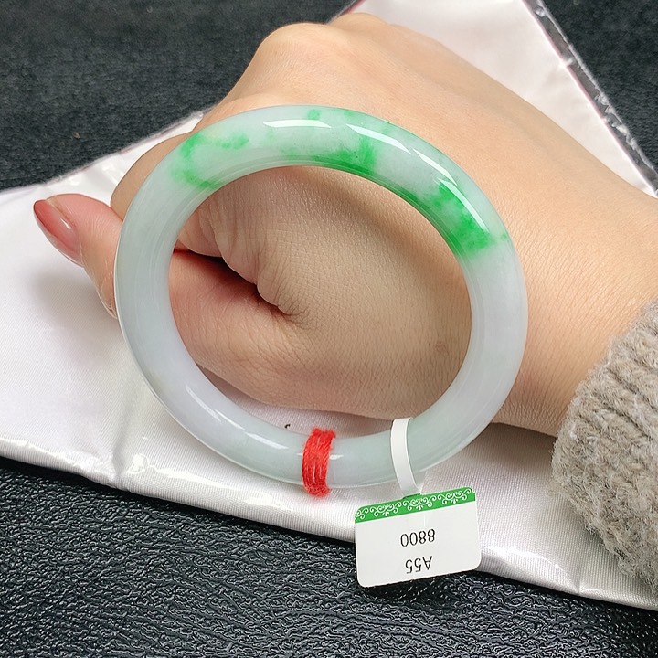 【闪购商品】翡翠手镯未镶嵌55圈