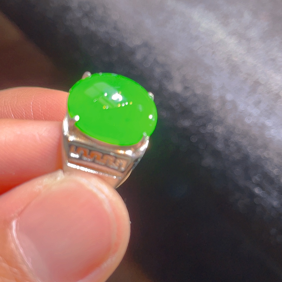 翡翠颈饰银S925镶嵌翡翠