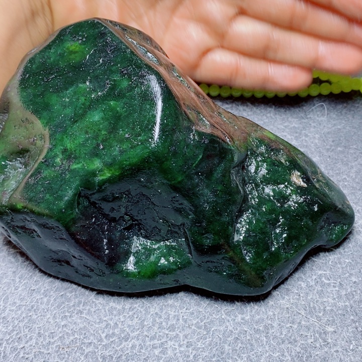 和田玉未镶嵌珠宝奇石