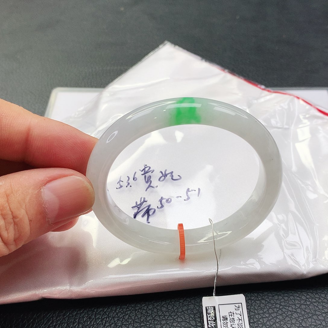 未镶嵌手镯翡翠天然翡翠手镯 