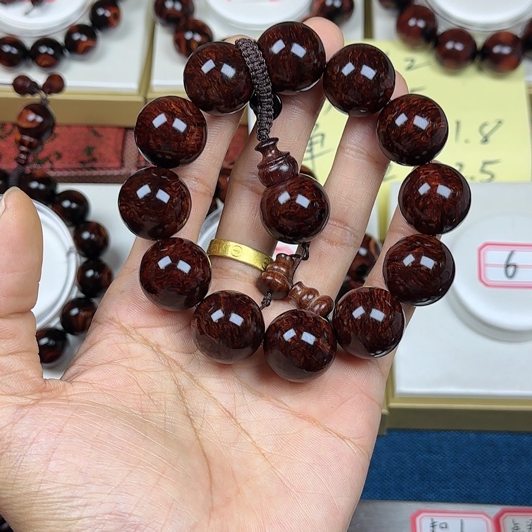 沙***子花梨木类黄花梨2.0