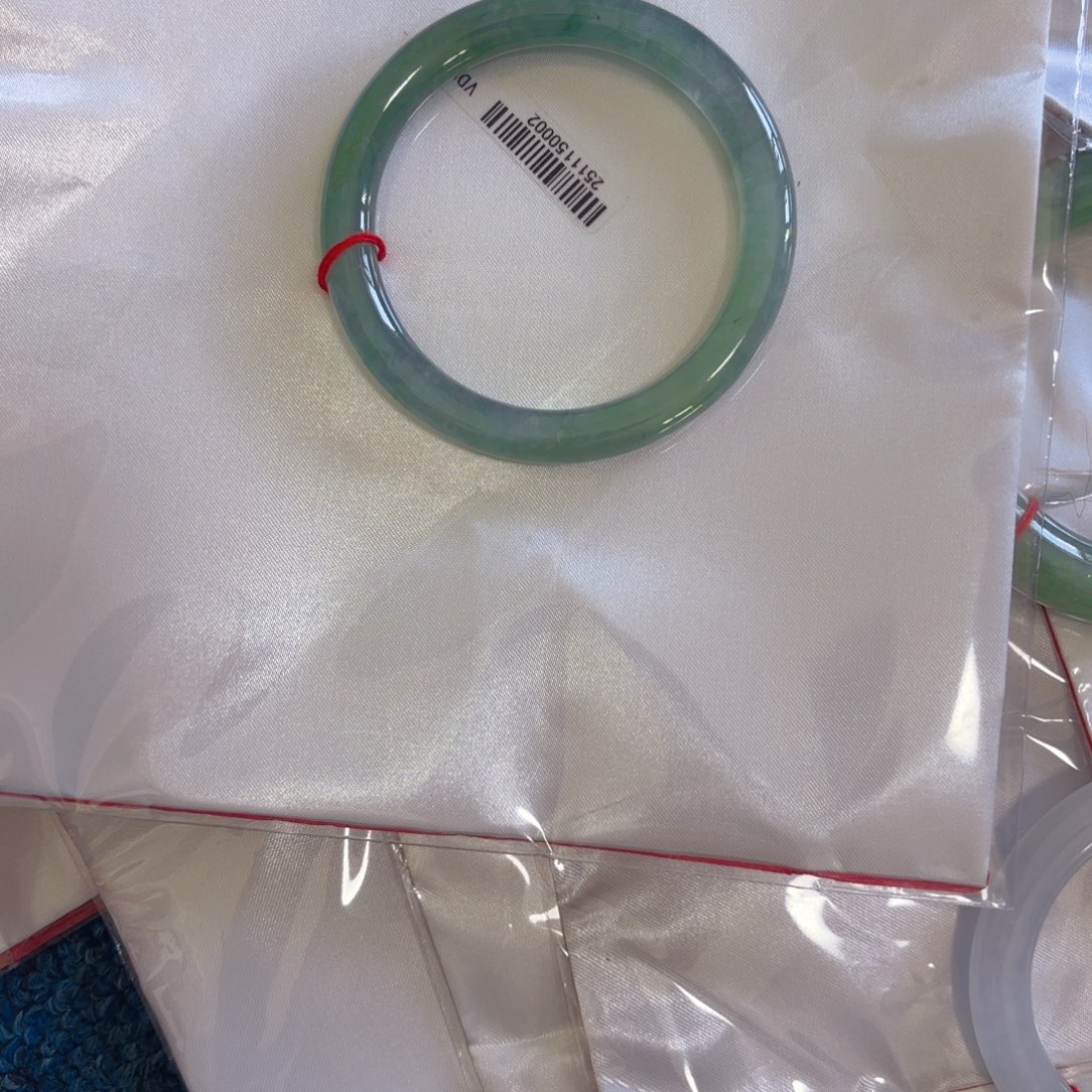 翡翠未镶嵌手镯596061. 25