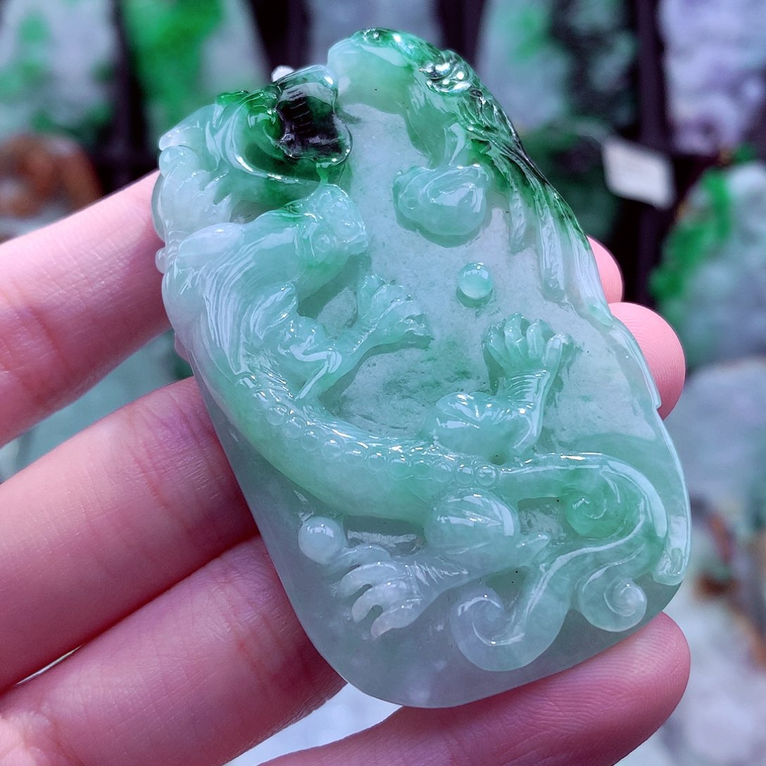 翡翠未镶嵌颈饰天然